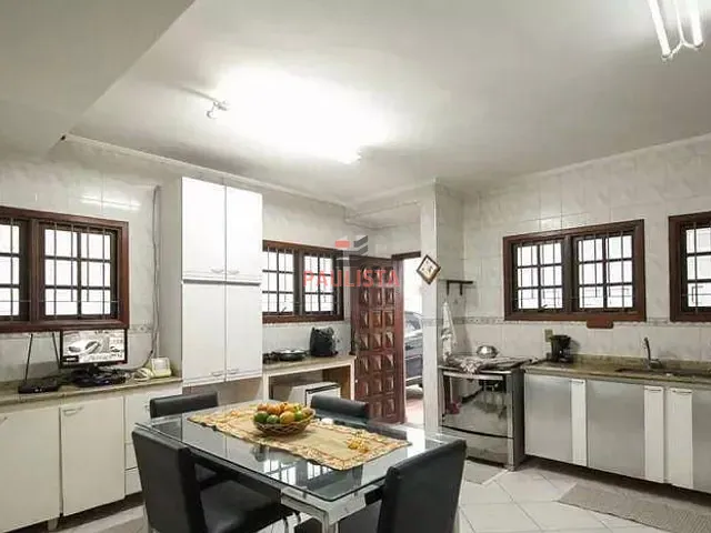 Sobrado 3 quartos e 4 banheiros, à venda, no bairro Vila Dom Pedro II em São Paulo