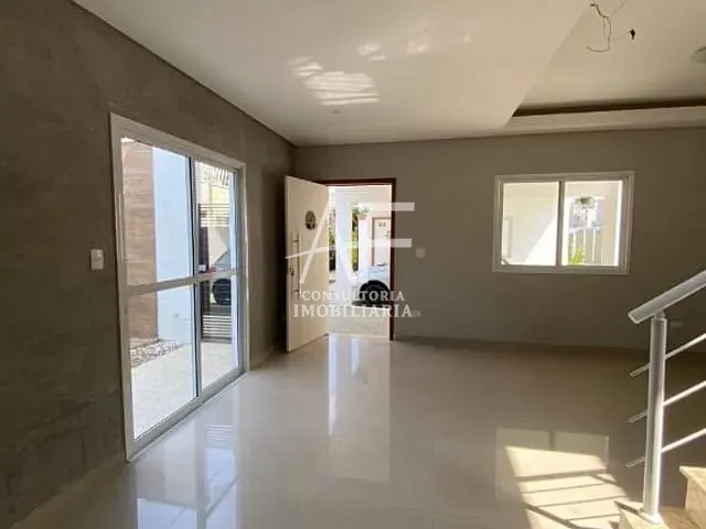Sobrado com 140m² 2 quartos e 3 banheiros, à venda, no bairro Vila Areao em Taubaté