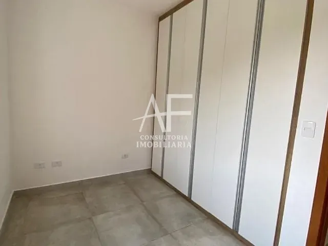 Sobrado com 140m² 2 quartos e 3 banheiros, à venda, no bairro Vila Areao em Taubaté