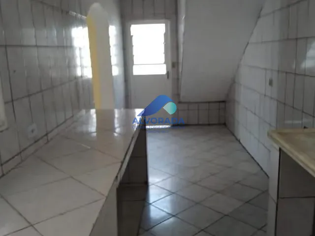 Sobrado com 250m² 4 quartos e 2 banheiros, à venda, no bairro Jardim Bela Vista em São José dos Campos