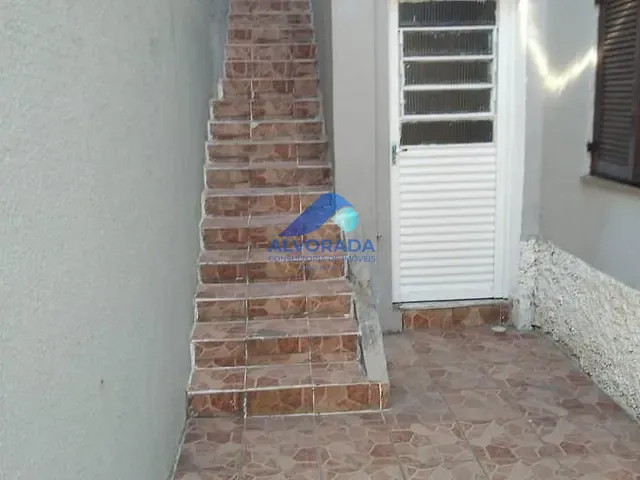 Sobrado com 250m² 4 quartos e 2 banheiros, à venda, no bairro Jardim Bela Vista em São José dos Campos