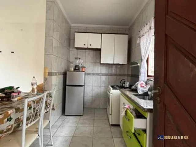 Sobrado 2 quartos e 2 banheiros, à venda, no bairro Centro em Bertioga