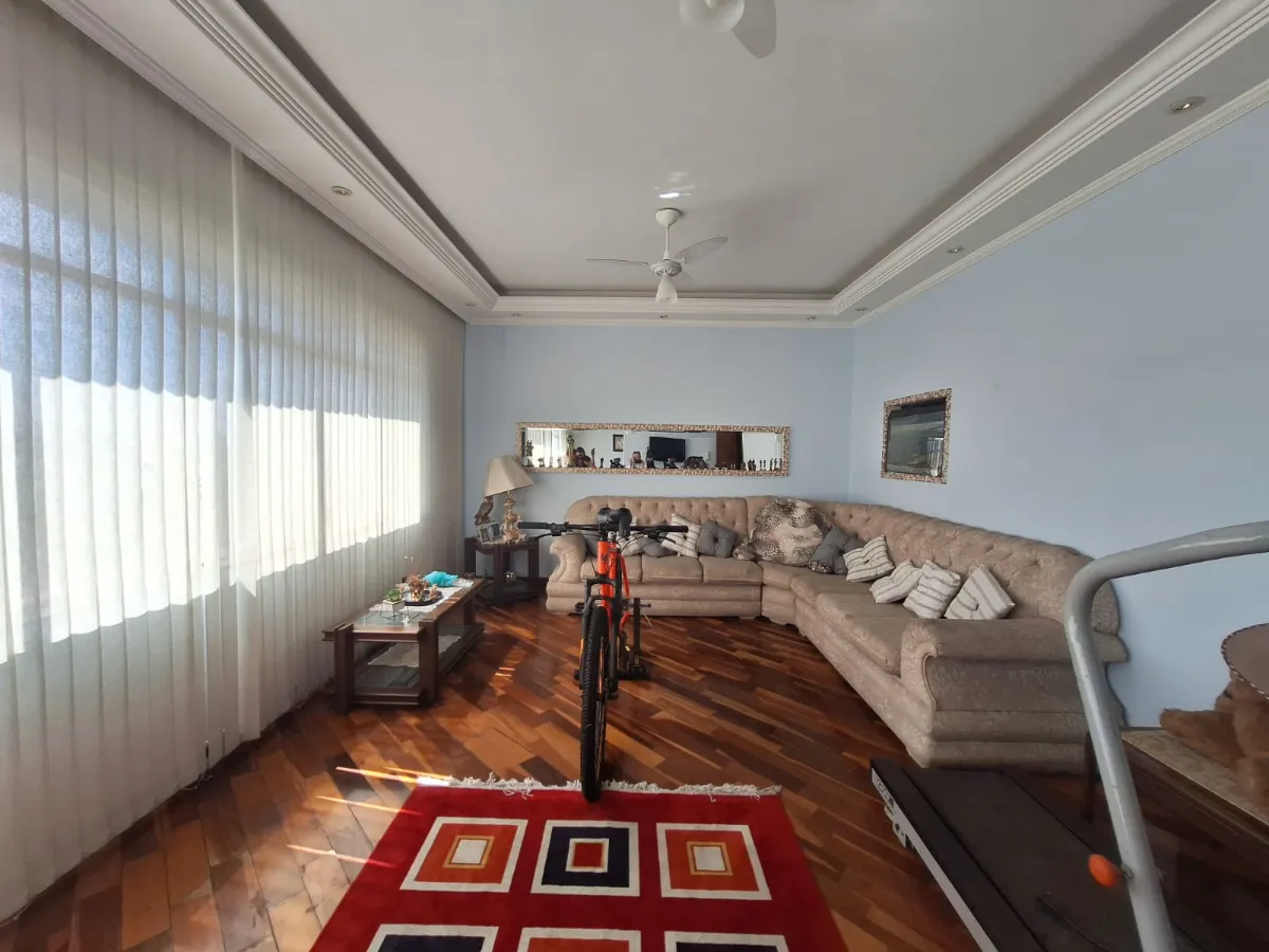 Sobrado para venda em Itaberaba com 3 quartos, sendo 3 suítes, 500m²