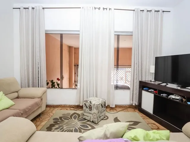 Sobrado com 250m² 3 quartos e 1 banheiro, à venda, no bairro Jardim Brasília em São Paulo