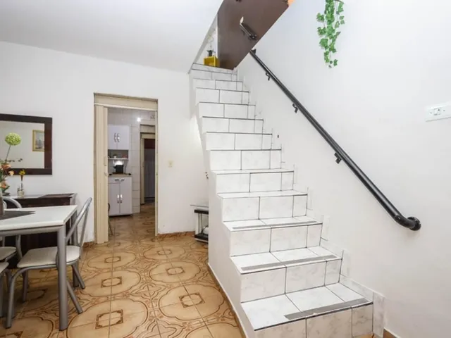 Sobrado com 250m² 3 quartos e 1 banheiro, à venda, no bairro Jardim Brasília em São Paulo
