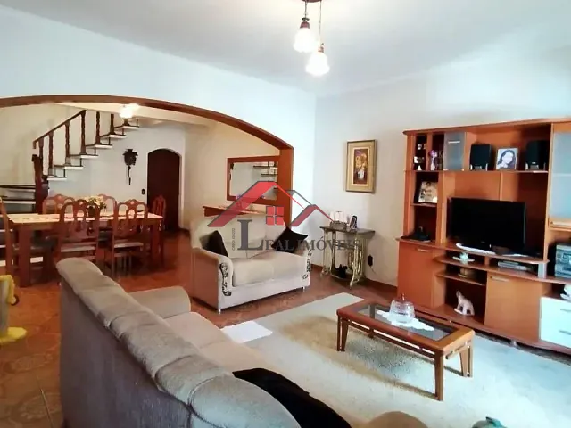 Sobrado com 146m² 4 quartos e 3 banheiros, à venda, no bairro Jardim Santo Antônio em Santo André