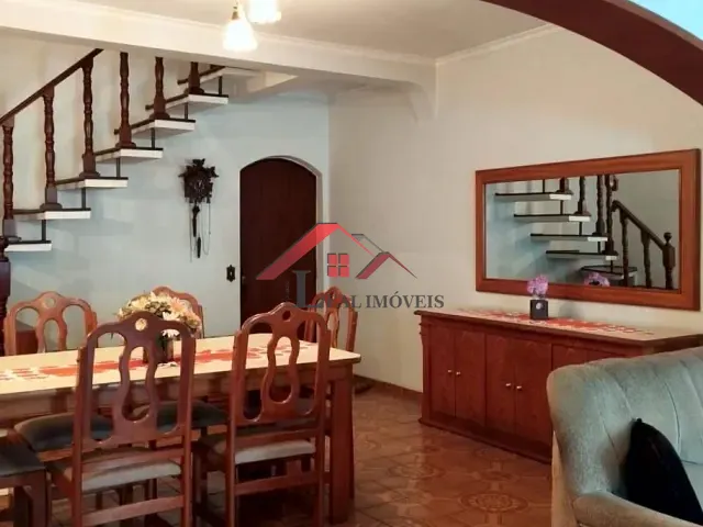Sobrado com 146m² 4 quartos e 3 banheiros, à venda, no bairro Jardim Santo Antônio em Santo André