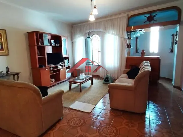 Sobrado com 146m² 4 quartos e 3 banheiros, à venda, no bairro Jardim Santo Antônio em Santo André