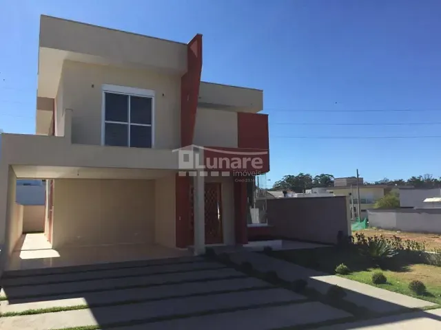 Sobrado com 287m² 4 quartos e 5 banheiros, à venda, no bairro Fazenda Rodeio em Mogi das Cruzes