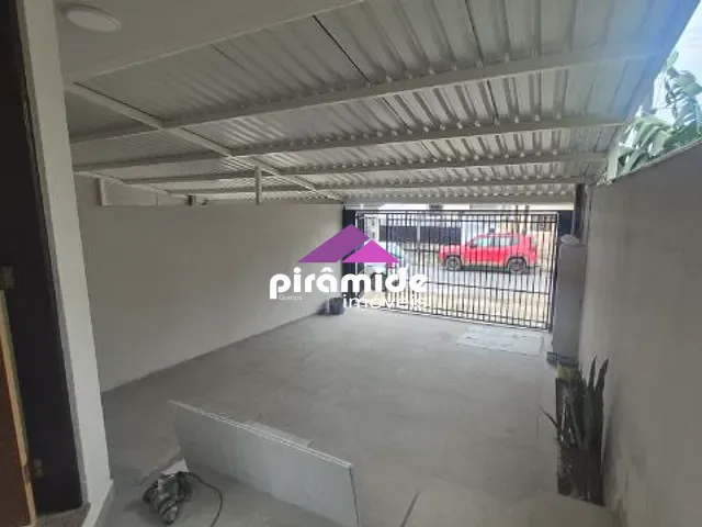 Casa com 125m² 2 quartos e 3 banheiros, para alugar, no bairro Jardim das Indústrias em São José dos Campos