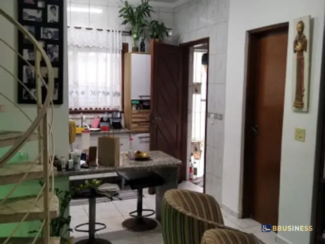 Sobrado com 112m² 3 quartos e 3 banheiros, à venda, no bairro Maitinga em Bertioga
