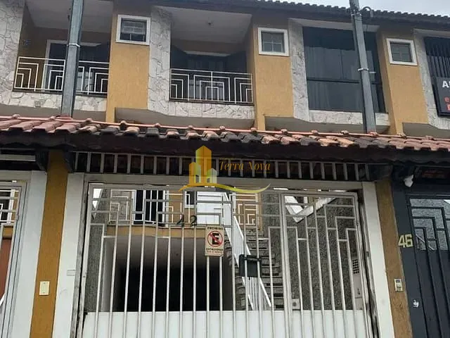 Casa com 102m² 3 quartos e 3 banheiros, à venda, no bairro Vila Carmosina em São Paulo