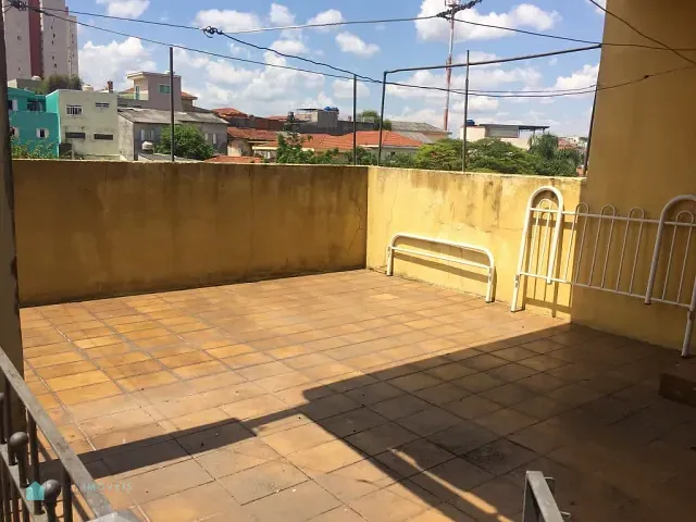 Sobrado à venda, no bairro Bairro inválido em Cidade inexistente