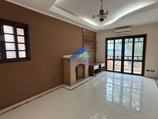 Sobrado com 151m² 3 quartos e 5 banheiros, à venda, no bairro Jardim das Indústrias em São José dos Campos