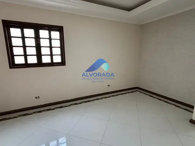 Sobrado com 151m² 3 quartos e 5 banheiros, à venda, no bairro Jardim das Indústrias em São José dos Campos
