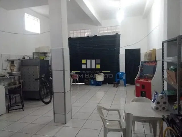 Sobrado com 285m² 2 quartos e 2 banheiros, à venda, no bairro Parque Sevilha (Nova Veneza) em Sumaré