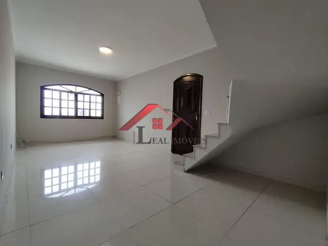 Sobrado com 125m² 3 quartos e 2 banheiros, à venda, no bairro Jardim Santa Adélia em São Paulo