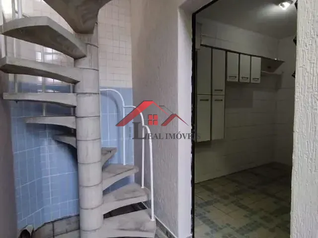 Sobrado com 125m² 3 quartos e 2 banheiros, à venda, no bairro Jardim Santa Adélia em São Paulo