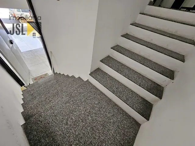 Sobrado com 140m² 2 quartos e 2 banheiros, à venda, no bairro Borda da Mata em Caçapava