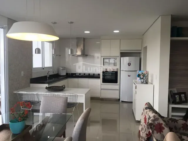 Sobrado com 297m² 3 quartos e 4 banheiros, à venda, no bairro Fazenda Rodeio em Mogi das Cruzes