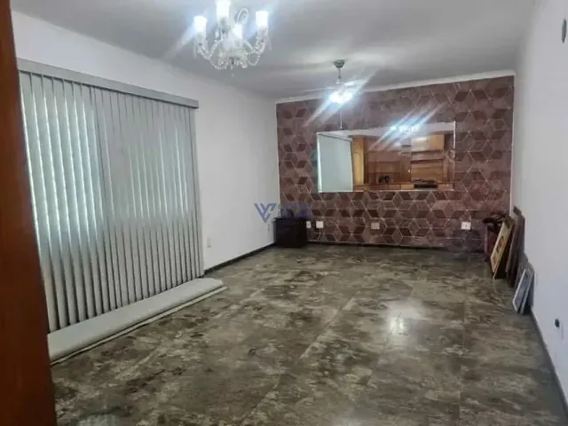 Sobrado 4 quartos e 5 banheiros, à venda, no bairro Jardim das Indústrias em São José dos Campos