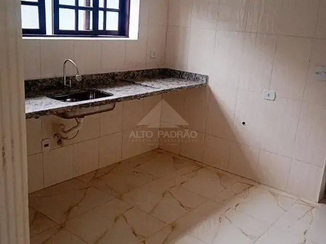 Sobrado com 203m² 3 quartos e 2 banheiros, à venda, no bairro Colônia em Ribeirão Pires