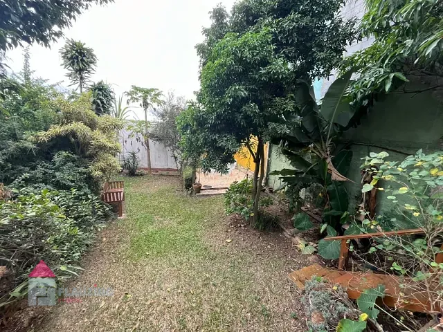 Sobrado com 480m² 5 quartos e 8 banheiros, à venda, no bairro Vila das Belezas em São Paulo