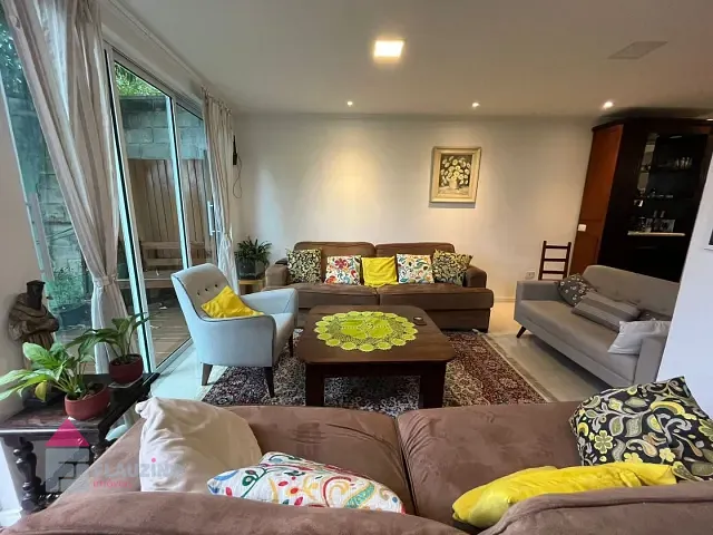Sobrado com 480m² 5 quartos e 8 banheiros, à venda, no bairro Vila das Belezas em São Paulo