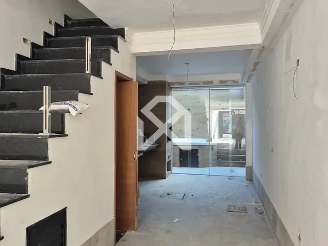 Sobrado com 180m² 3 quartos e 1 banheiro, à venda, no bairro Jardim Maringá em São Paulo
