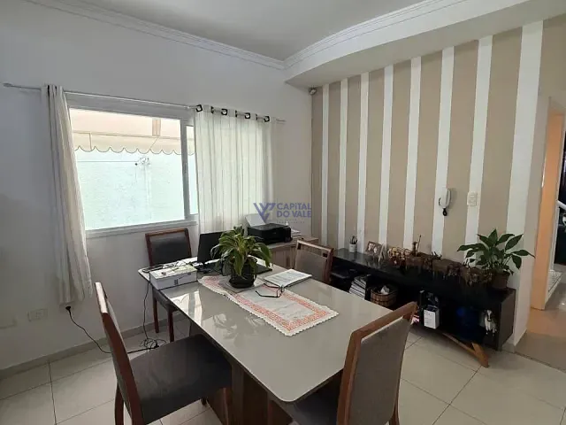 Sobrado com 125m² 3 quartos e 3 banheiros, à venda, no bairro Jardim das Indústrias em São José dos Campos