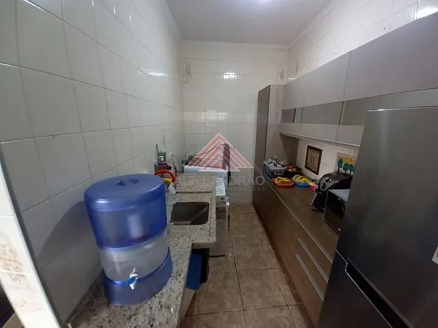 Sobrado com 180m² 3 quartos e 4 banheiros, à venda, no bairro Jardim Zaira em Mauá