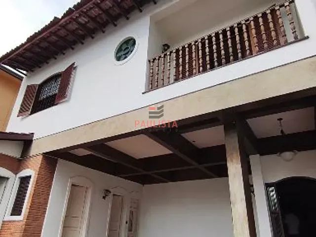 Sobrado com 376m², para alugar, no bairro Mirandópolis em São Paulo