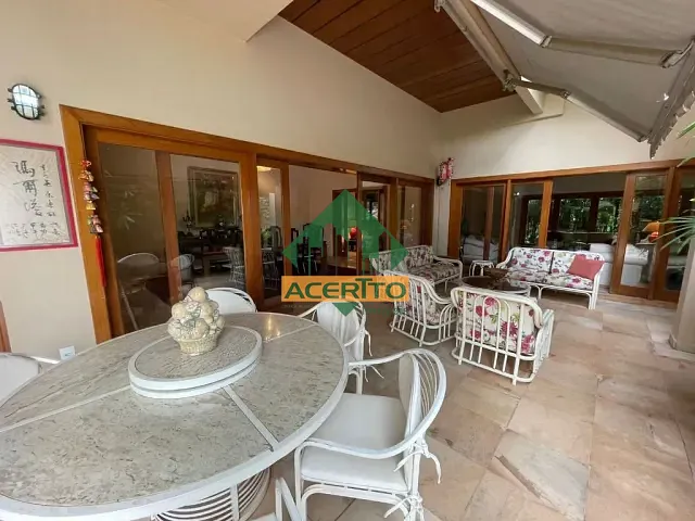 Sobrado com 3288m² 6 quartos e 8 banheiros, à venda, no bairro Jardim Sumaré em Araçatuba