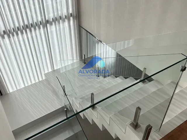 Sobrado com 563m² 5 quartos e 7 banheiros, à venda, no bairro Condomínio Residencial Alphaville I em São José dos Campos
