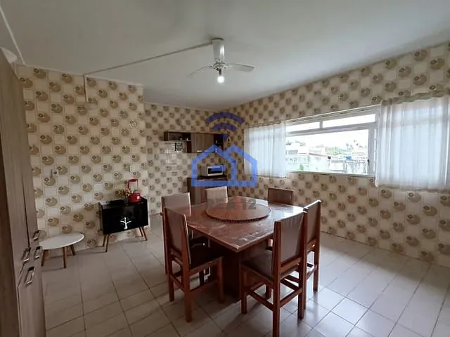 Sobrado com 250m² 3 quartos e 3 banheiros, à venda, no bairro Praia das Palmeiras em Caraguatatuba
