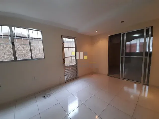 Sobrado com 125m² 2 quartos e 2 banheiros, à venda, no bairro Parque da Amizade (Nova Veneza) em Sumaré