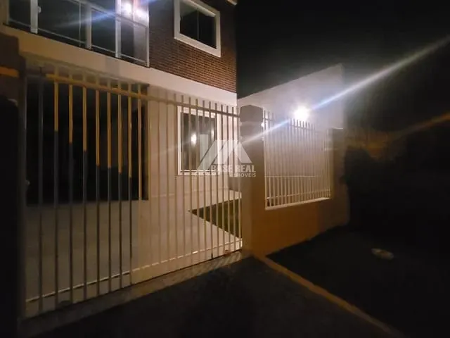 Sobrado com 85m² 2 quartos e 3 banheiros, à venda, no bairro Boa Vista em Ponta Grossa