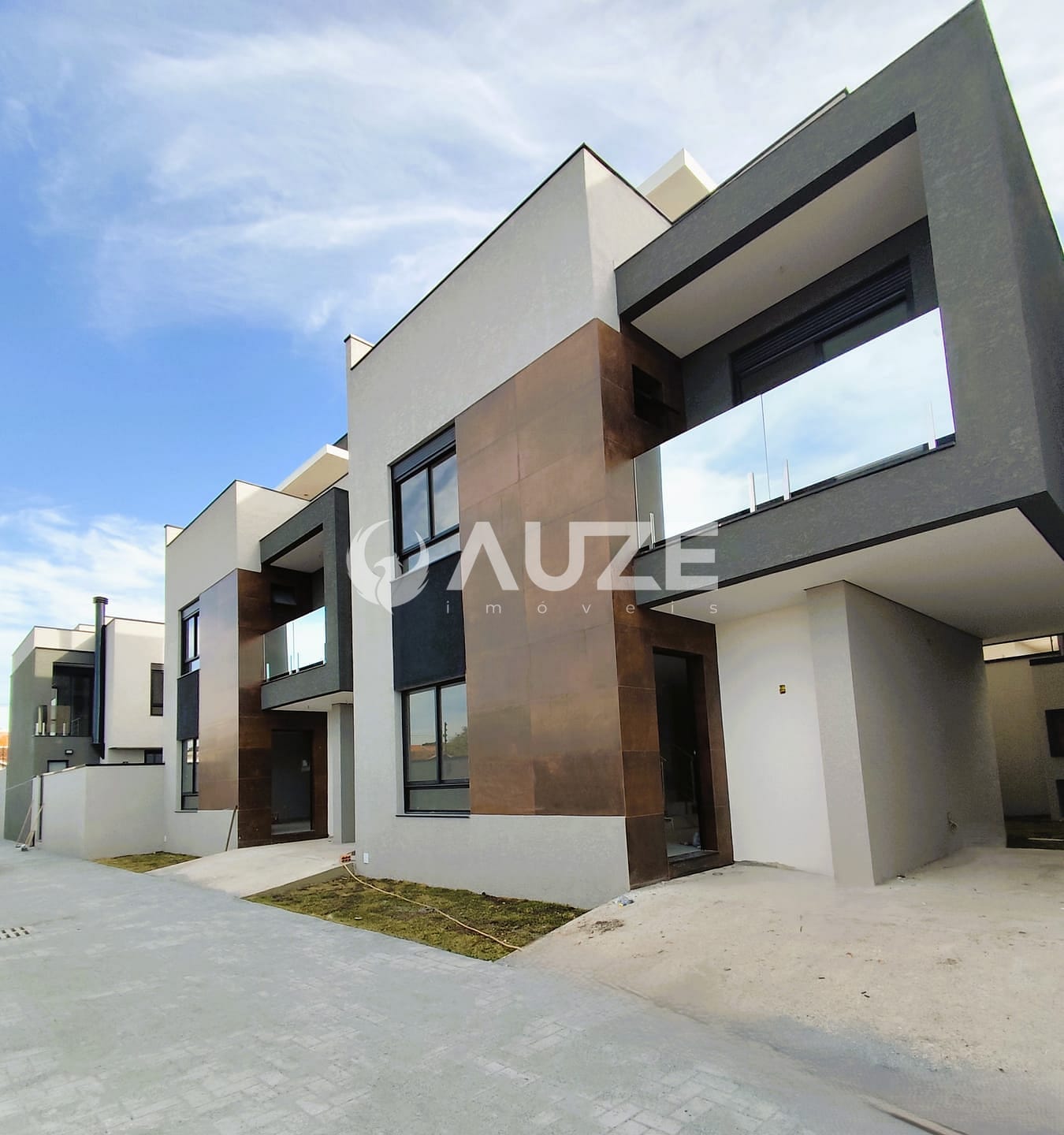 Sobrado à venda com 3 quartos, 134m² - Foto 1