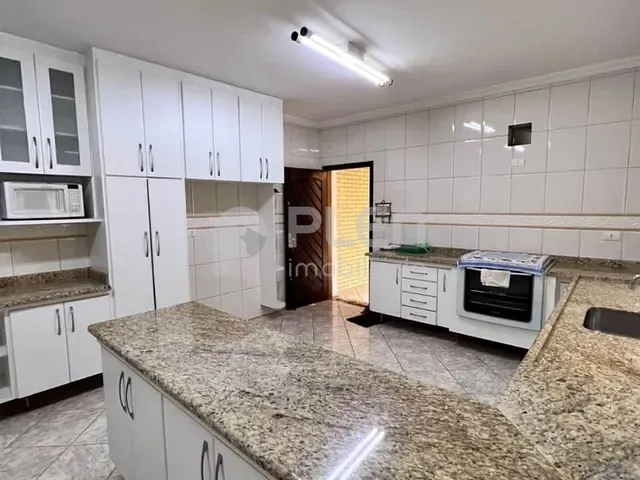 Sobrado com 250m² 3 quartos e 3 banheiros, à venda, no bairro Vila Paiva em São Paulo