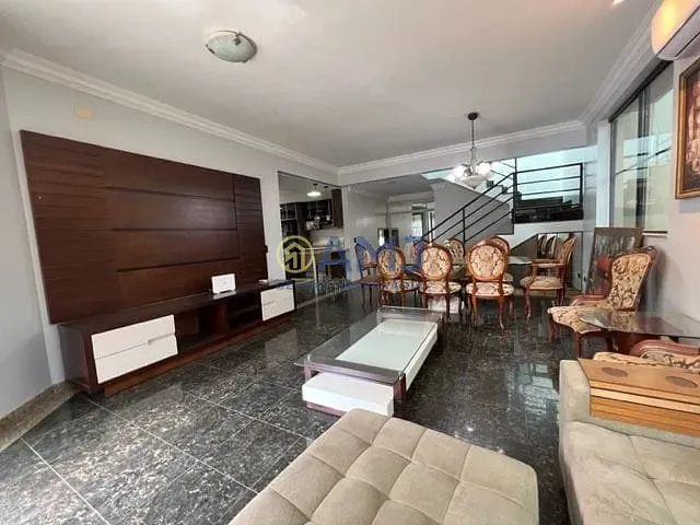Sobrado com 552m² 4 quartos e 5 banheiros, à venda ou para alugar, no bairro Setor Jaó em Goiânia