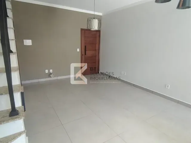 Casa com 150m² 3 quartos e 2 banheiros, à venda, no bairro Parque São Lourenço em Indaiatuba
