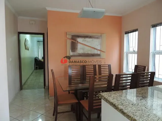 Sobrado com 250m² 4 quartos e 1 banheiro, à venda, no bairro Utinga em Santo André