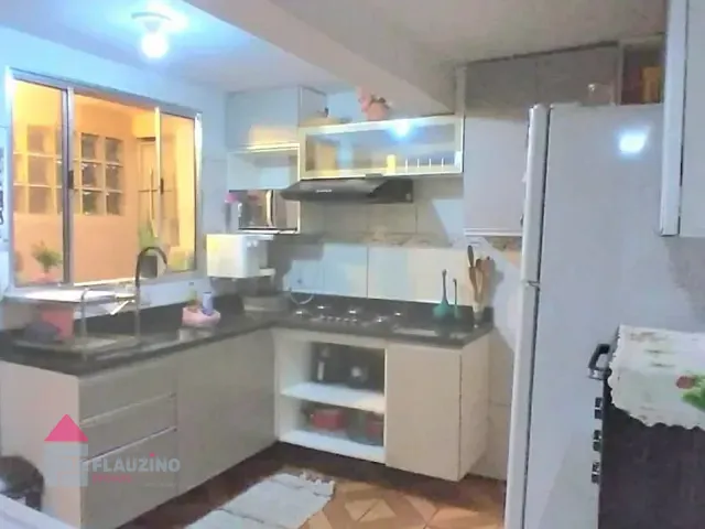 Sobrado com 35m² 2 quartos e 1 banheiro, à venda, no bairro Jardim Brasília em São Paulo