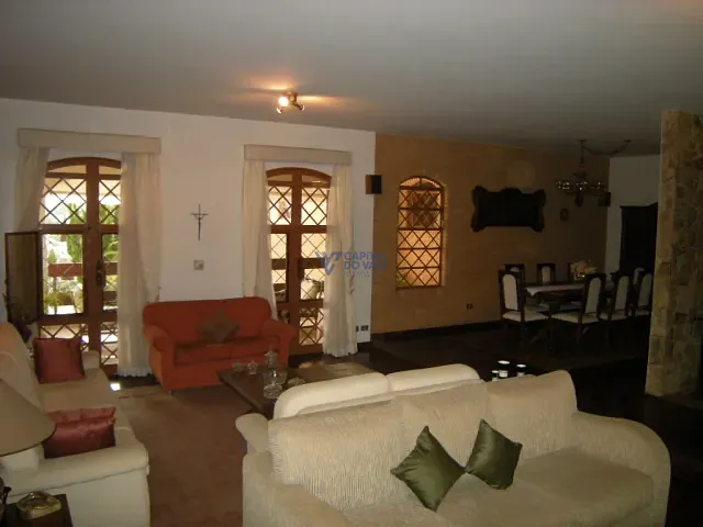 Sobrado com 733m² 3 quartos e 4 banheiros, à venda, no bairro Jardim Esplanada em São José dos Campos