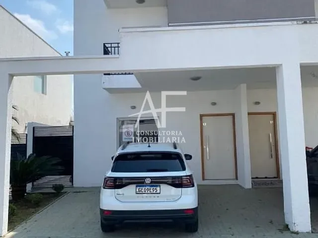 Sobrado com 140m² 2 quartos e 3 banheiros, à venda, no bairro Vila Areao em Taubaté