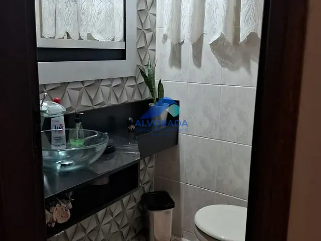 Sobrado com 150m² 3 quartos e 1 banheiro, à venda, no bairro Bosque dos Eucaliptos em São José dos Campos