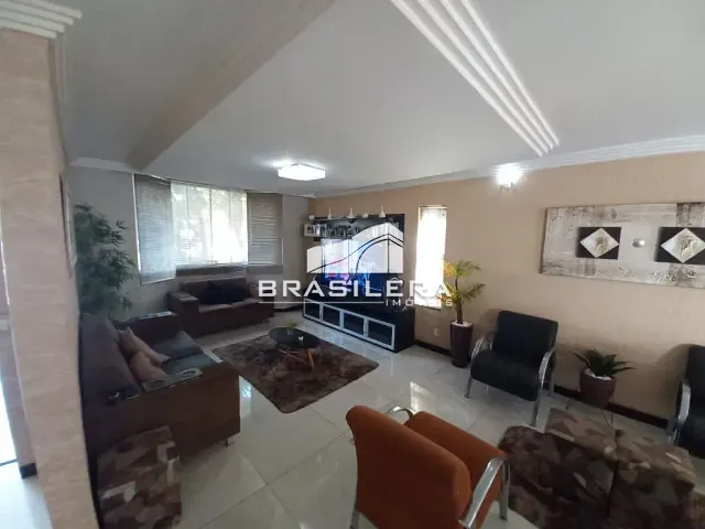 Sobrado com 390m² 3 quartos e 4 banheiros, à venda, no bairro Loteamento Portal do Sol I em Goiânia