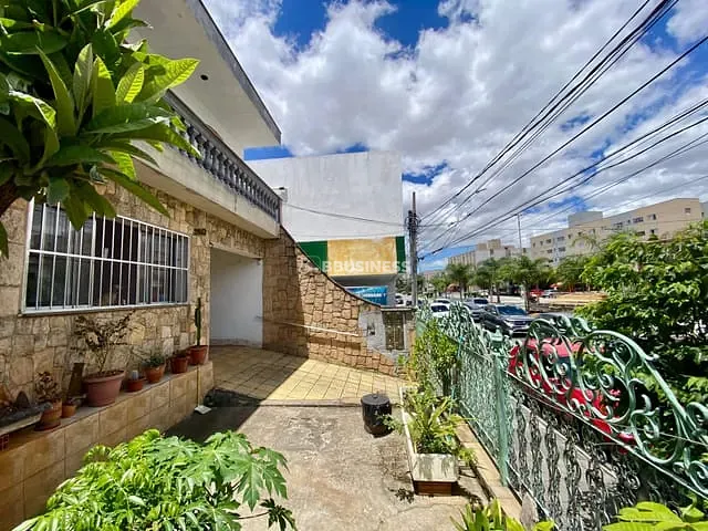Sobrado com 300m² 3 quartos e 3 banheiros, à venda, no bairro Santa Paula em São Caetano do Sul