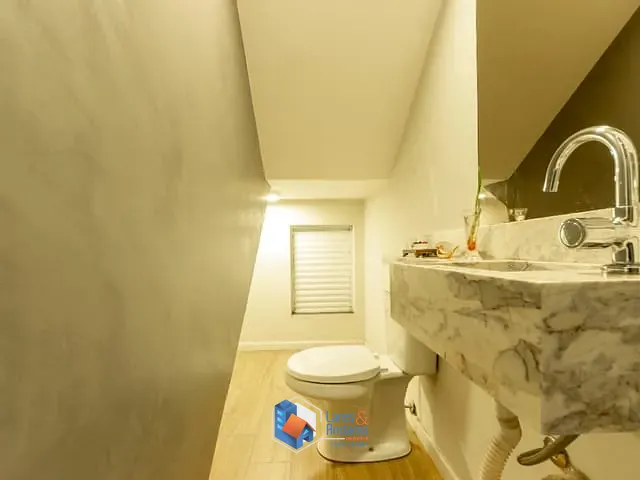 Sobrado com 100m² 3 quartos e 5 banheiros, à venda, no bairro Vila Palmeiras em São Paulo