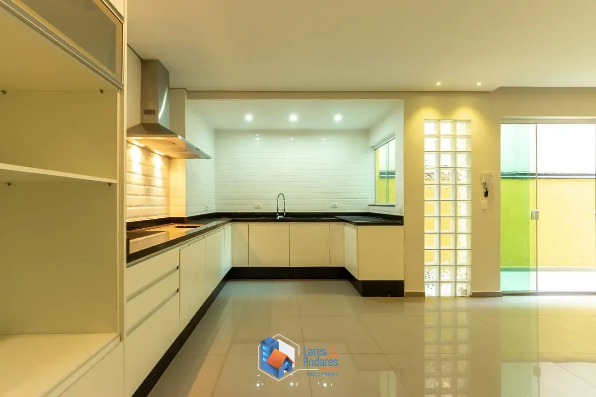 Sobrado, 3 quartos, 240 m² - Foto 4